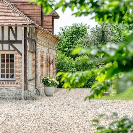 La Maison Du Commandant - Nature & Elegance Au Coeur De La Normandie Caveaumont