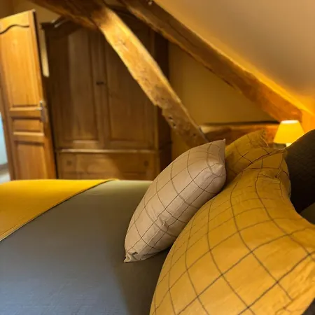 Semesterbostad La Maison Du Commandant - Nature & Elegance Au Coeur De La Normandie